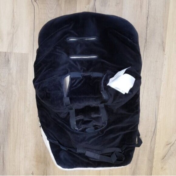 JJ Cole Bundle Me Car Seat Cover Black Faux Sherpa Lining Cozy Warm Winter - Picture 3 of 10